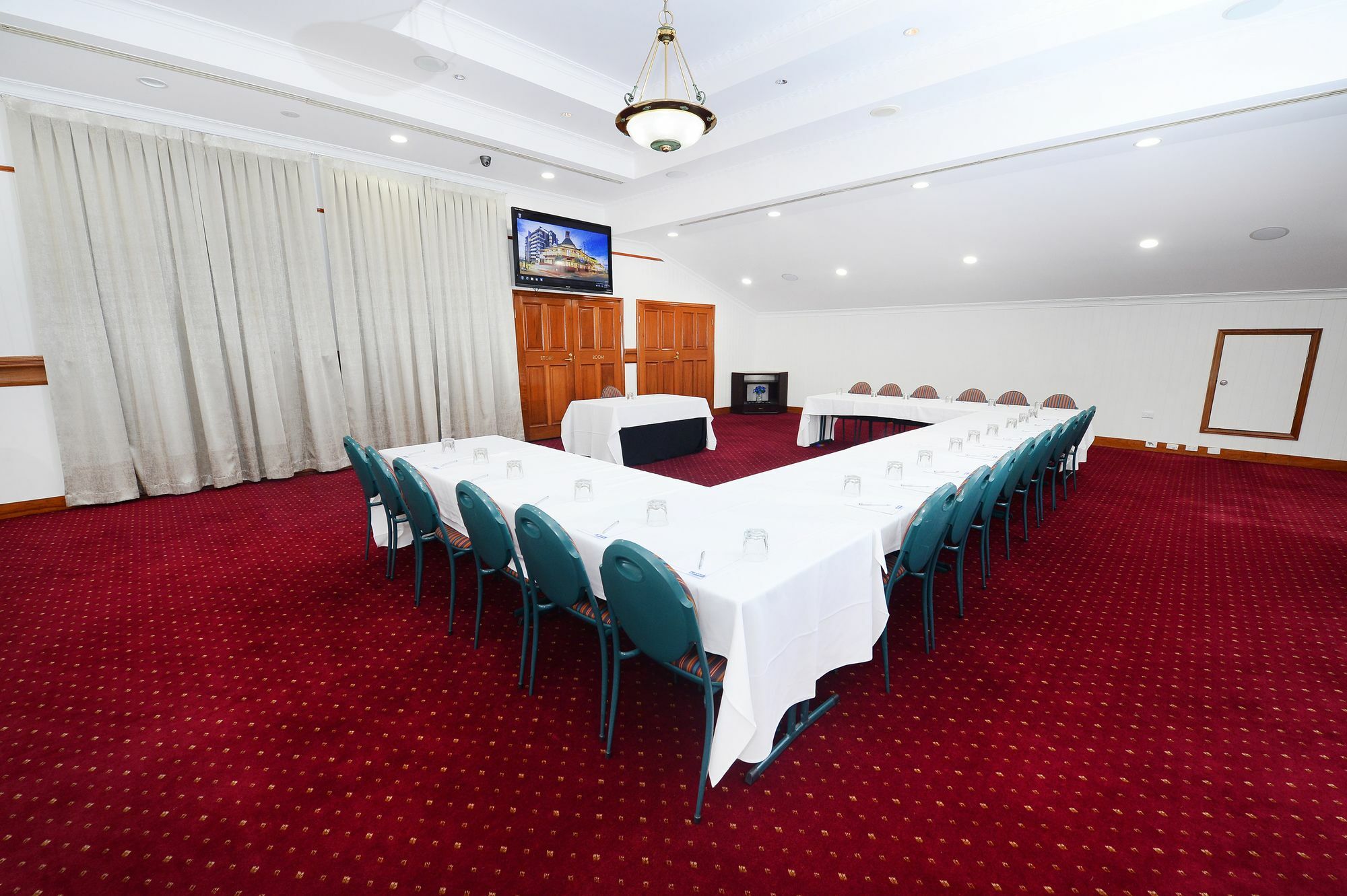 Oaks Gladstone Grand Hotel מראה חיצוני תמונה